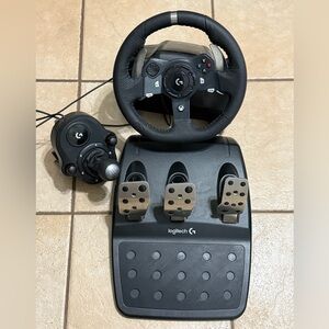 Logitech Racing Wheel and Pedals Set